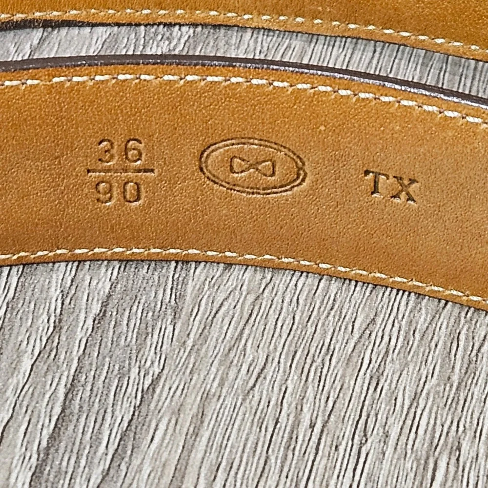 Trafalgar Mens Cortina Brown Leather Dress Belt 36 Made in USA Brass Buckle